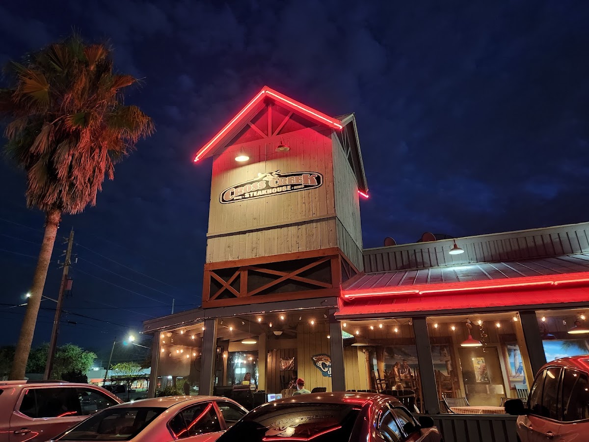 Cross Creek Bbq And Steakhouse